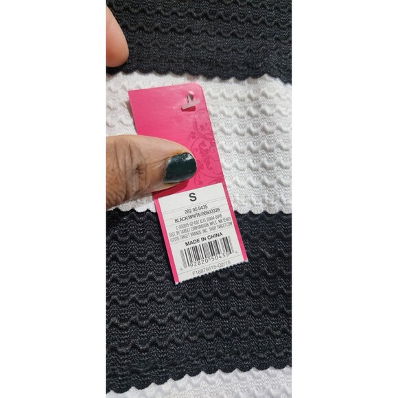 Xhilaration Womens Small Pleated Skirt Black White Striped Thick Texture Mini - Picture 4 of 12